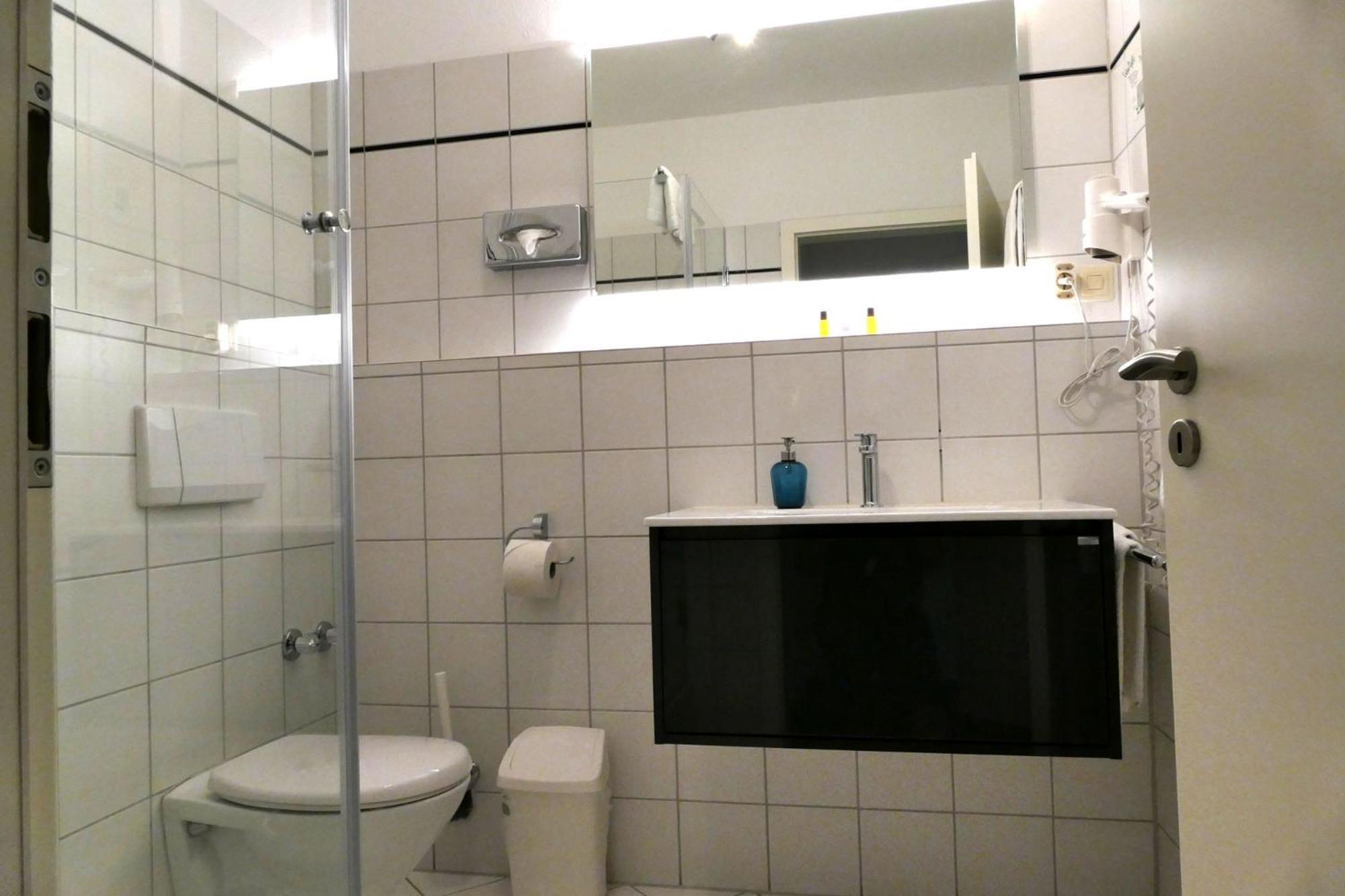Hasi'S Hotel Grafing Kültér fotó